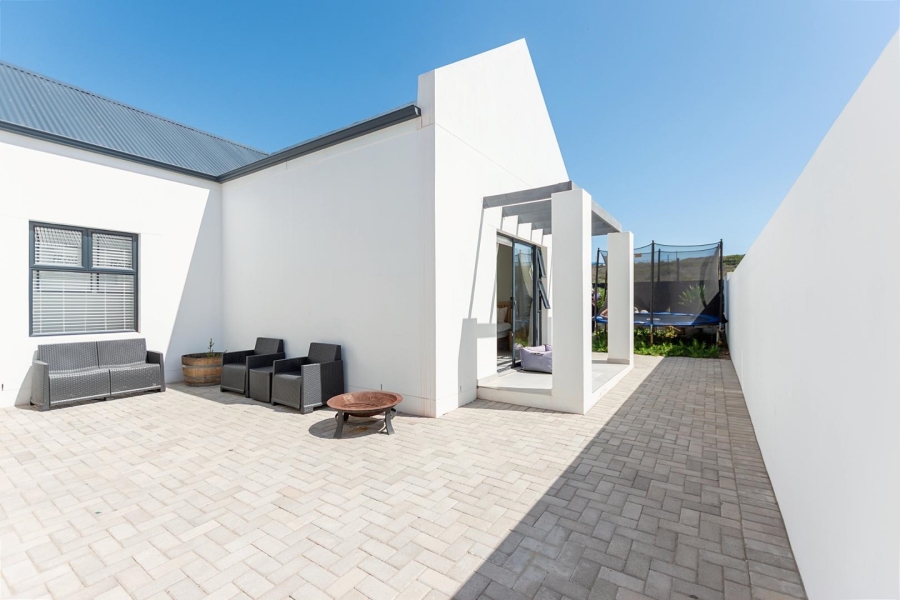 3 Bedroom Property for Sale in Laguna Western Cape